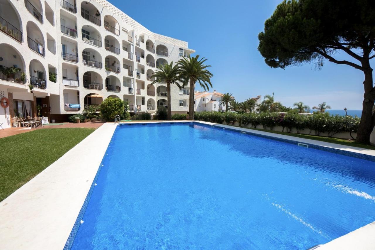 Modern Apartment Stunning Sea Views And Pool Nerja Esterno foto